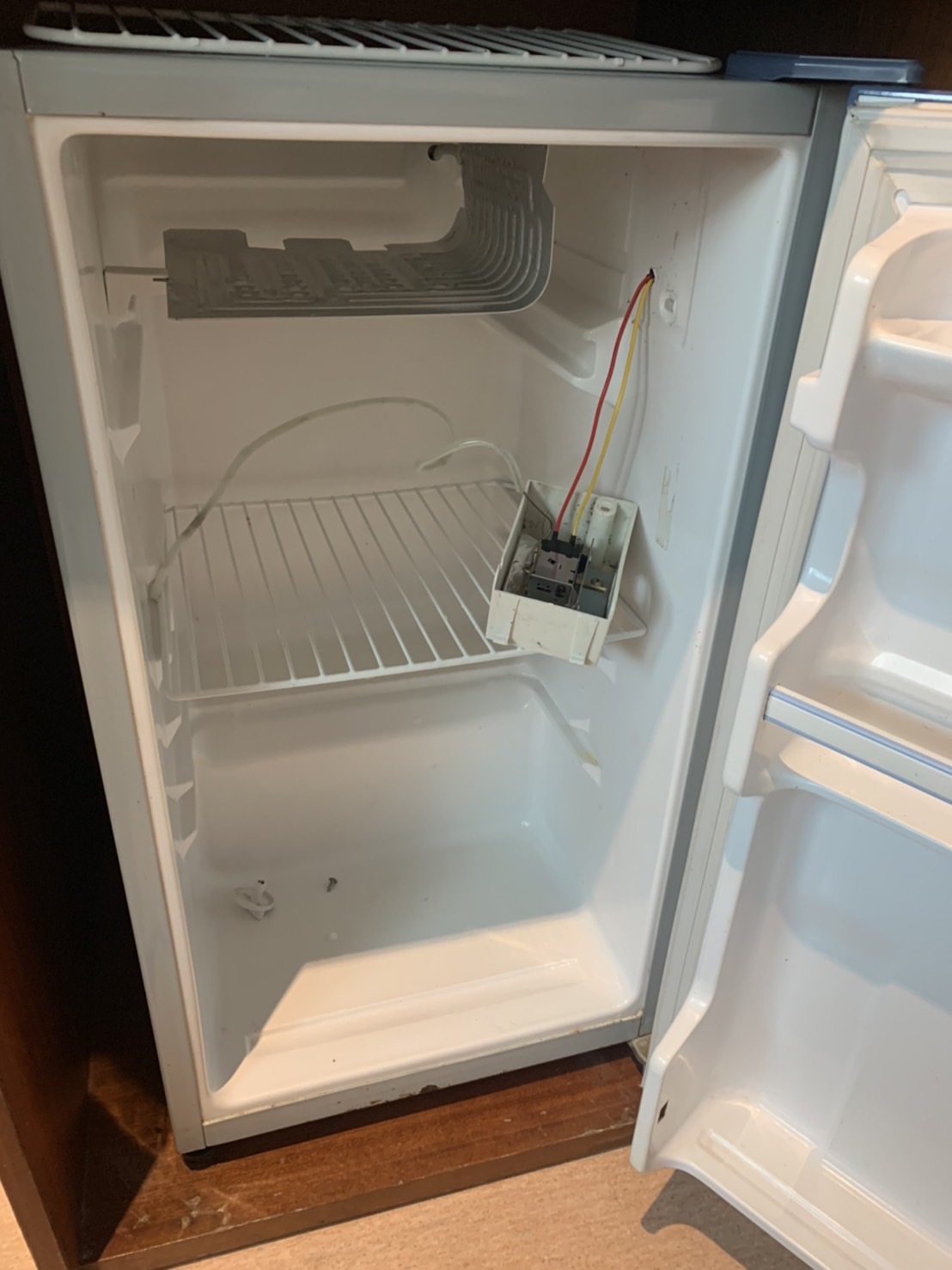 高雄義大醫院冰箱維修的第2張圖片