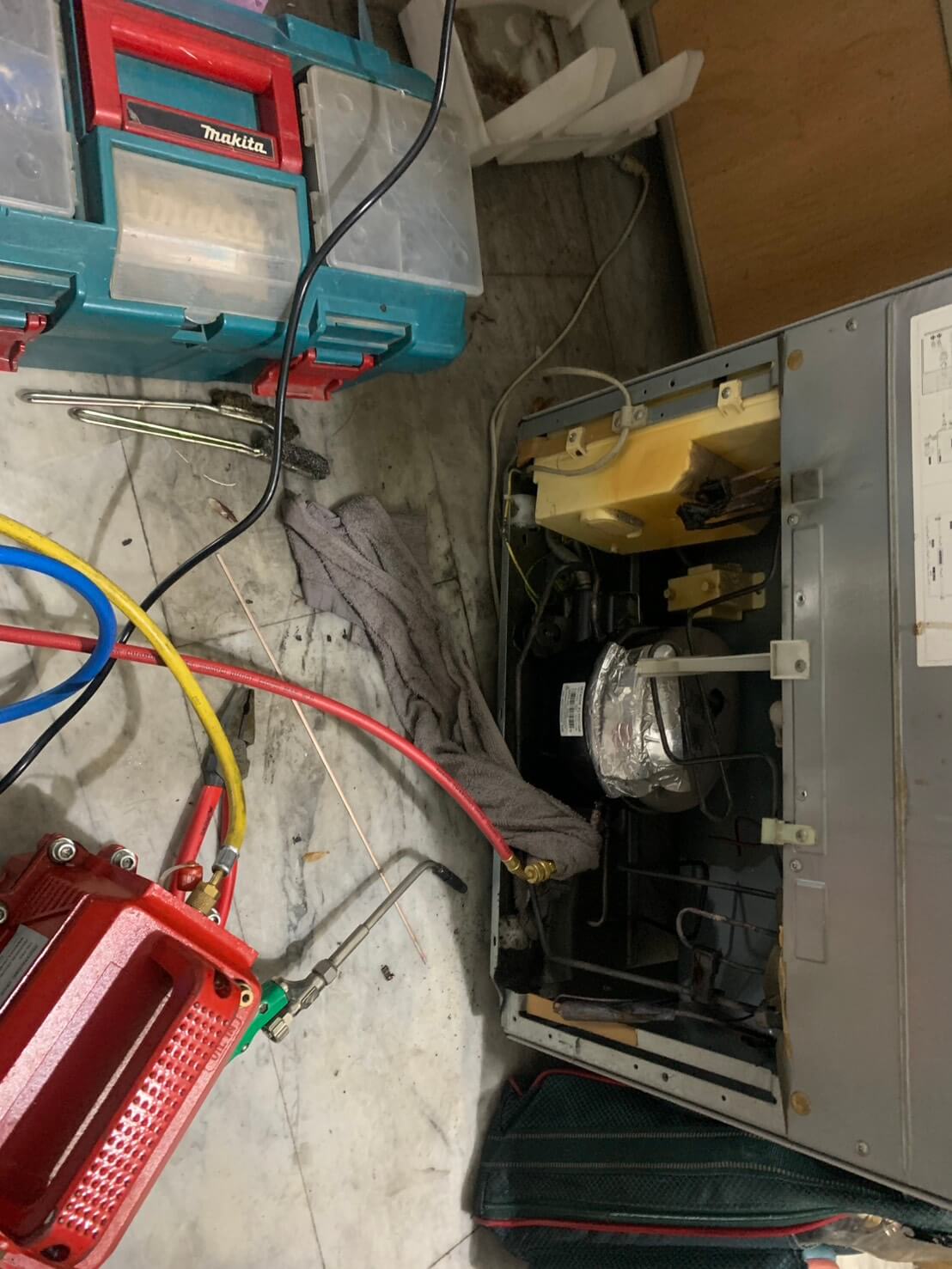 立刻修專業服務，還原王先生家的TOSHIBA冰箱效能的第2張圖片